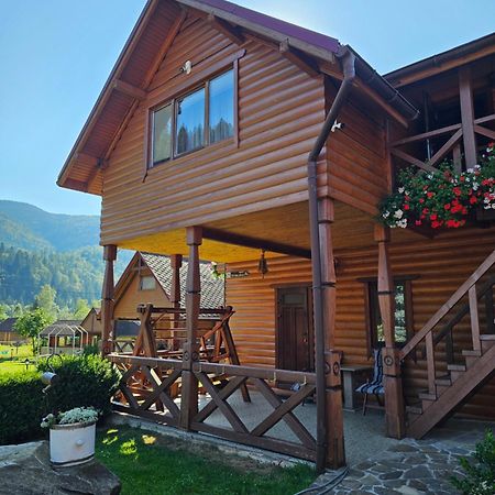 Guesthouse Kolo Druziv Tatariv Ngoại thất bức ảnh