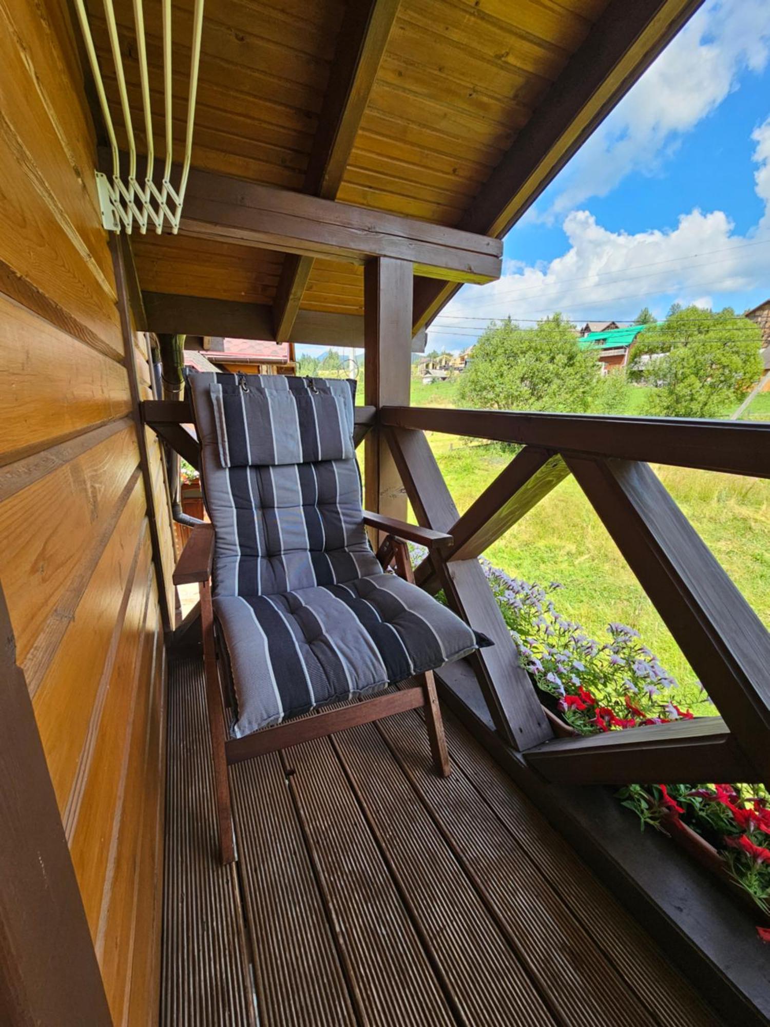 Guesthouse Kolo Druziv Tatariv Ngoại thất bức ảnh