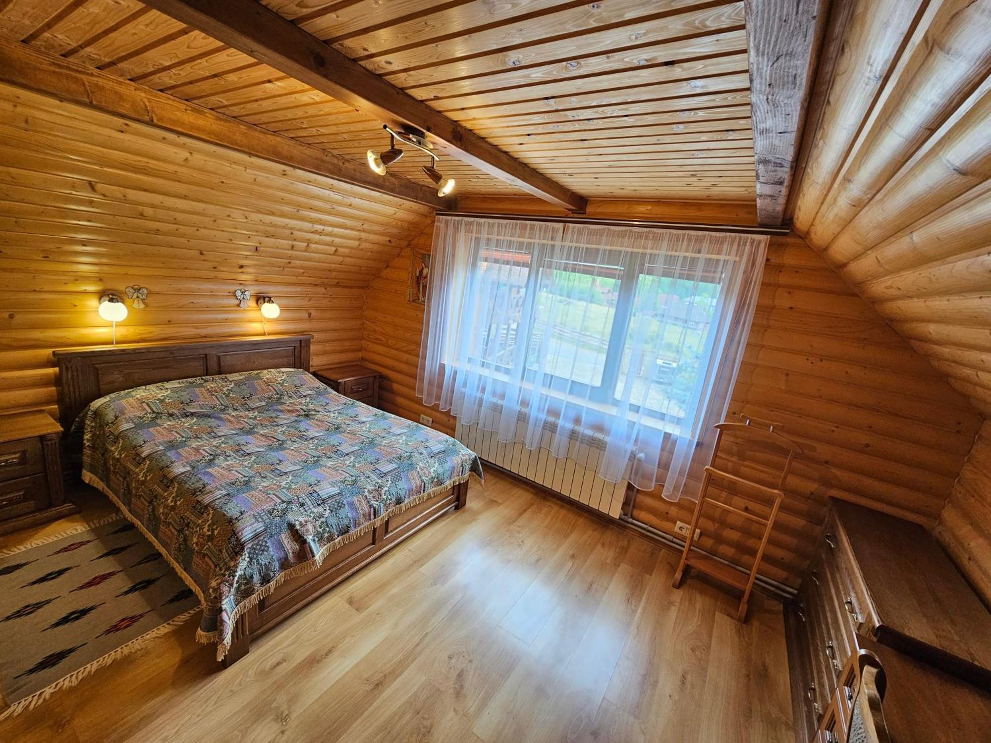 Guesthouse Kolo Druziv Tatariv Ngoại thất bức ảnh