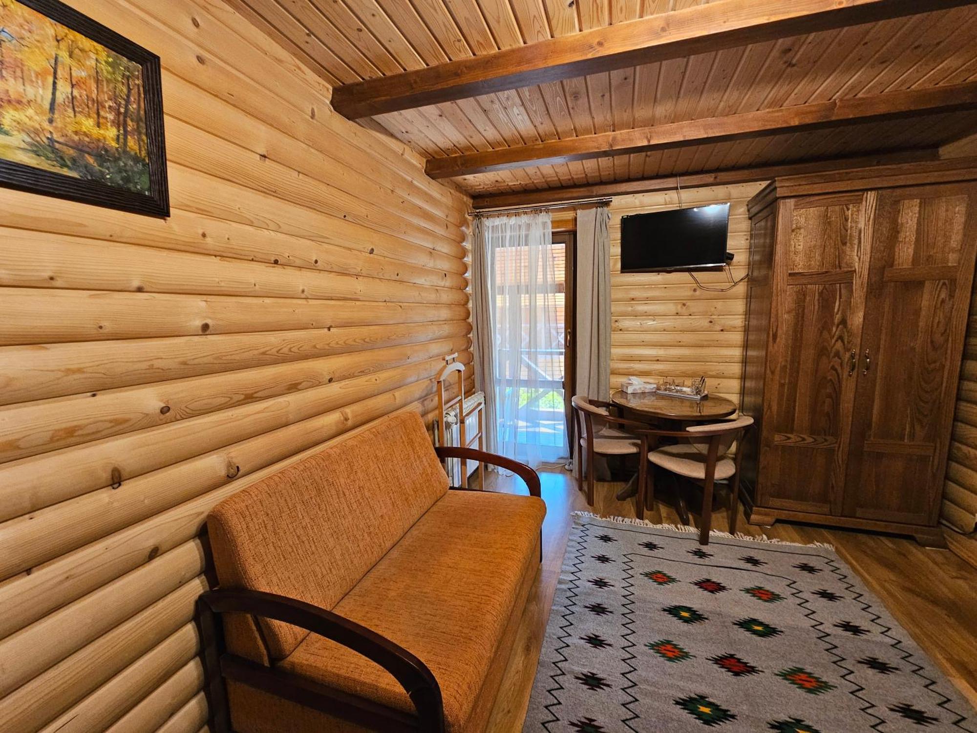 Guesthouse Kolo Druziv Tatariv Ngoại thất bức ảnh