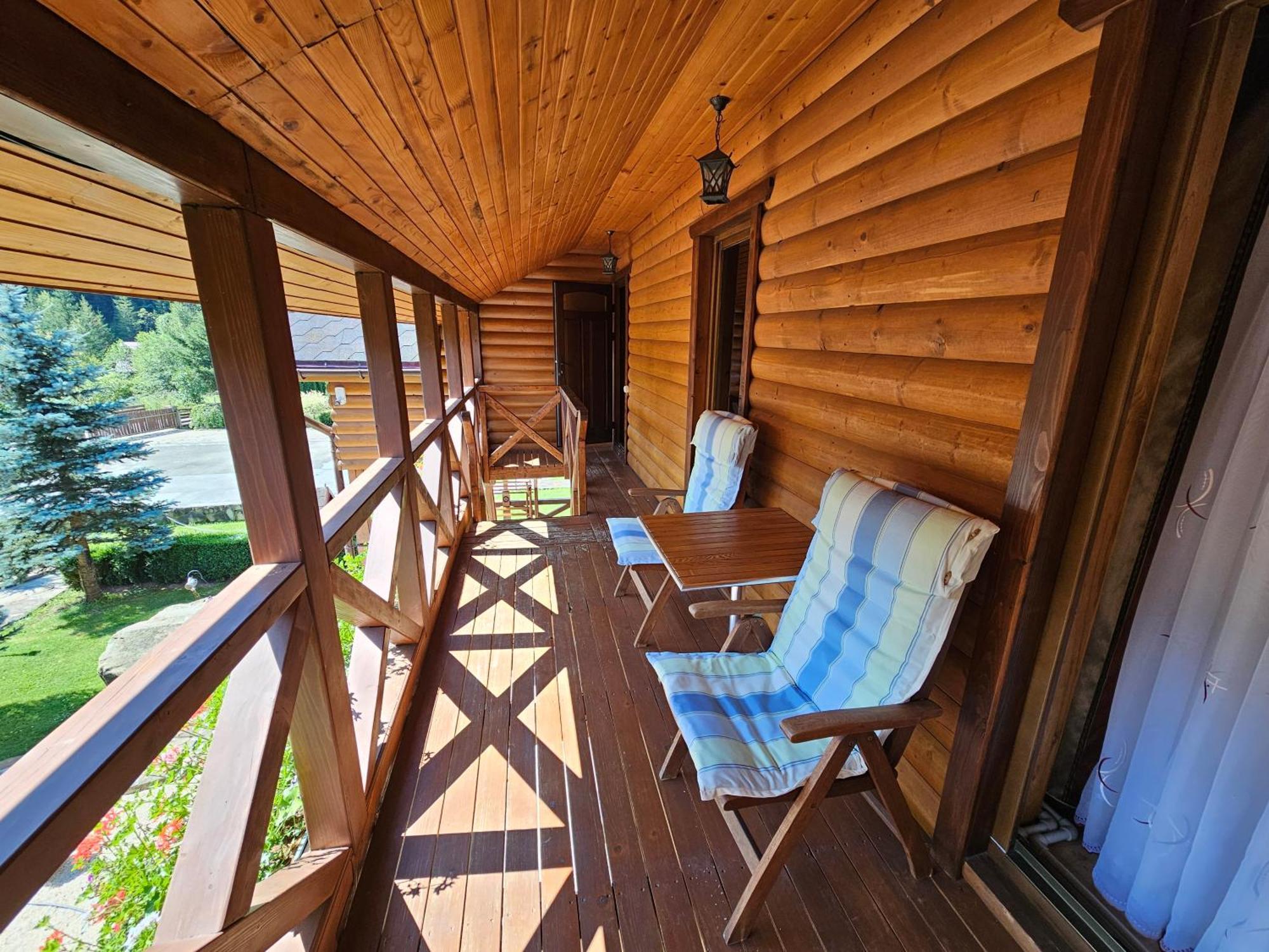 Guesthouse Kolo Druziv Tatariv Ngoại thất bức ảnh