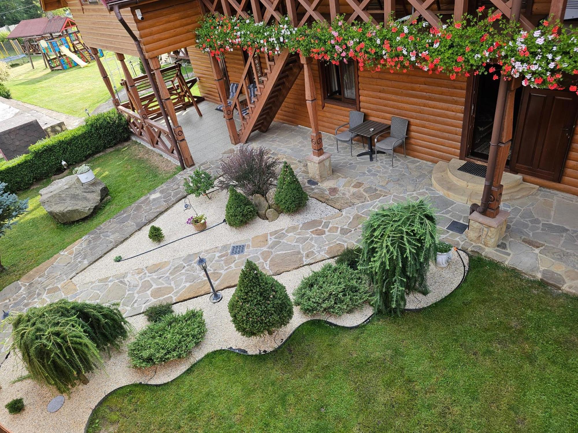 Guesthouse Kolo Druziv Tatariv Ngoại thất bức ảnh