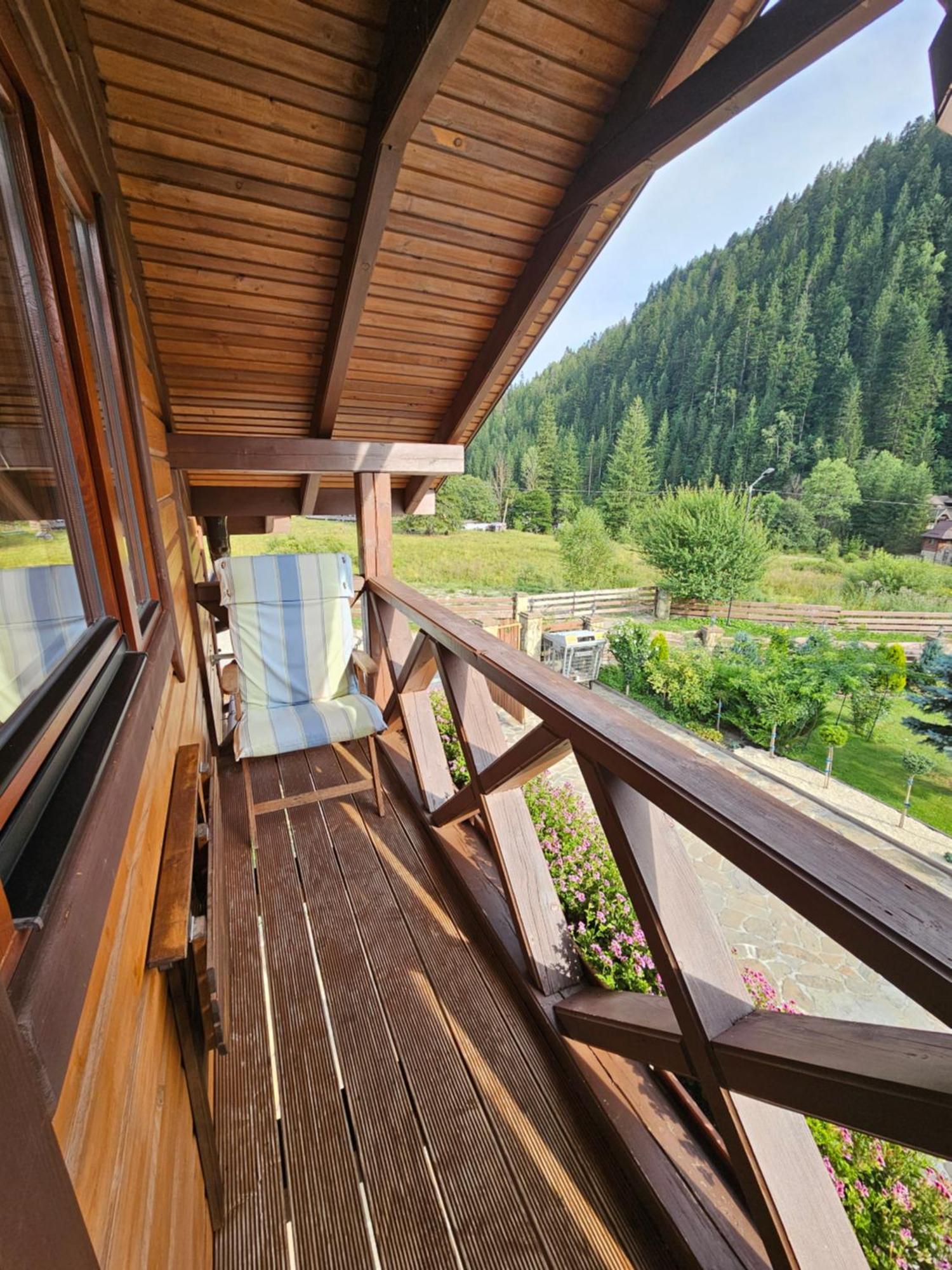Guesthouse Kolo Druziv Tatariv Ngoại thất bức ảnh
